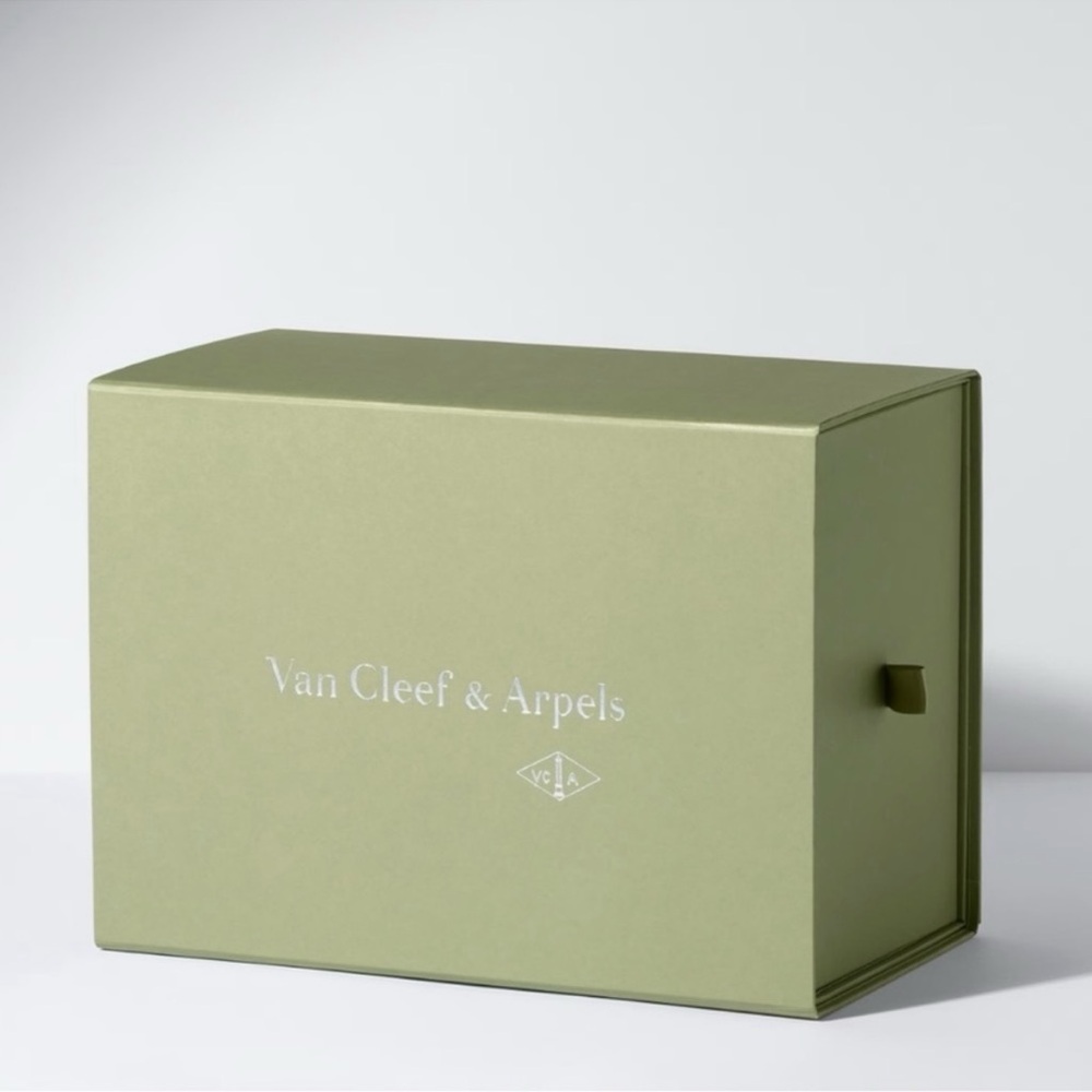 Van Cleef & Arpels Large Gift Box Authentic VCA Empty Box Only